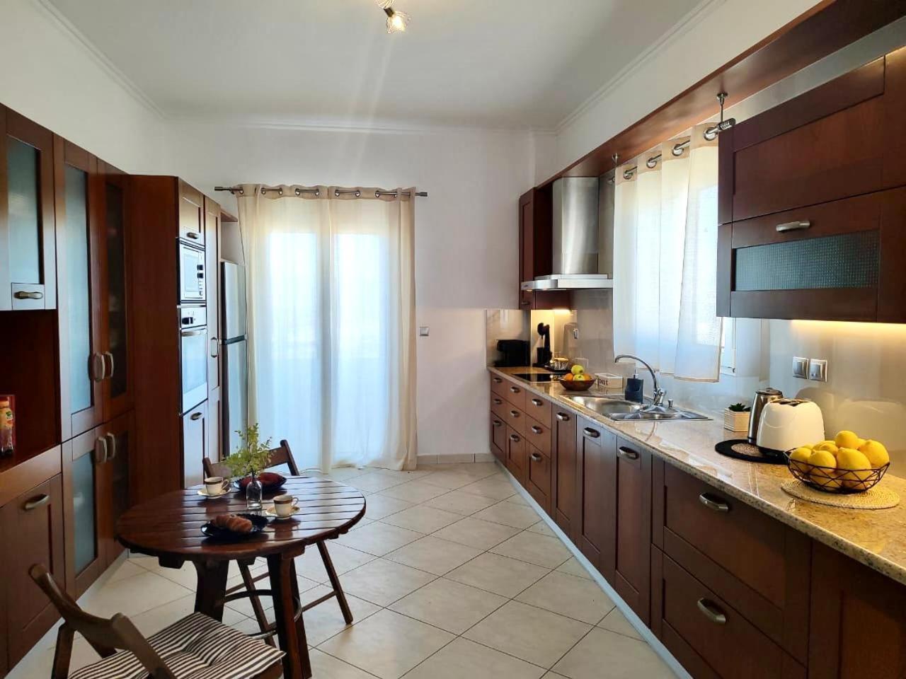 Theasis Apartments アダマス エクステリア 写真